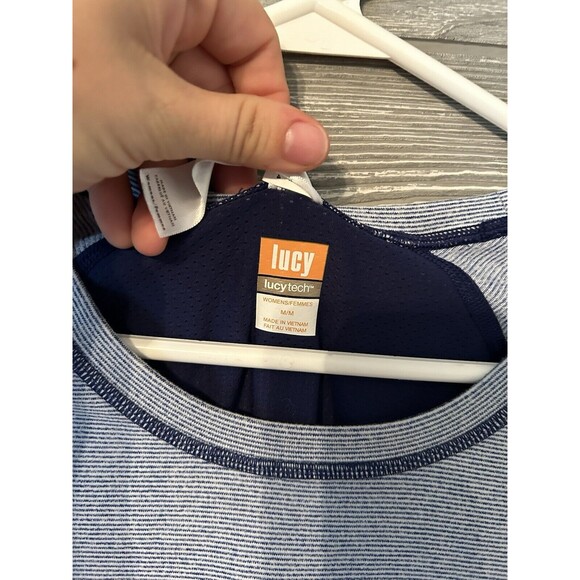 Lucy Tech M Workout Pullover Shirt Yoga Run Long Sleeve Top Ruching Keyhole Vent - Picture 2 of 8